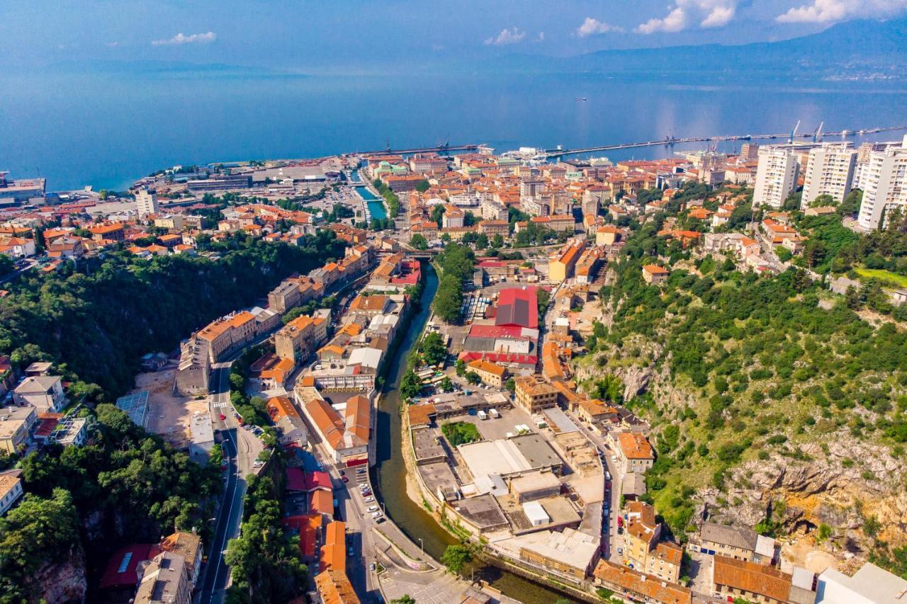 Apartment Vintasio Rijeka Bagian luar foto
